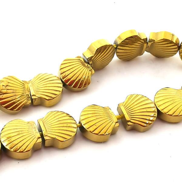 detalhe-fio-micanga-concha-dourado-089384