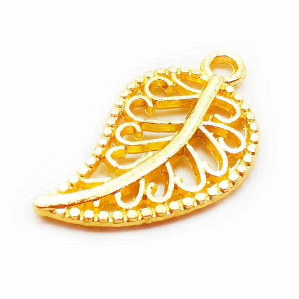 detalhe-pingente-metal-folha-dou-151901