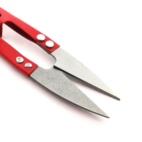 detalhe-tesoura-arremate-metal-ut849