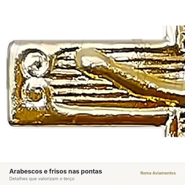Arabescos e frisos do crucifixo da Trindade dourado para terço