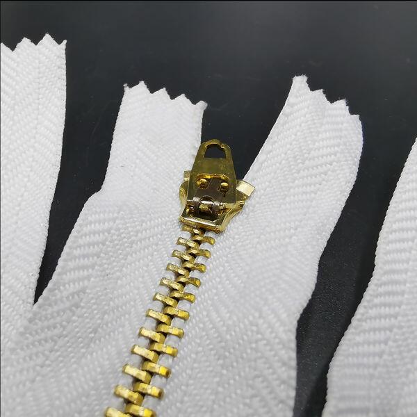 ziper-fixo-metal-medio-branco-2